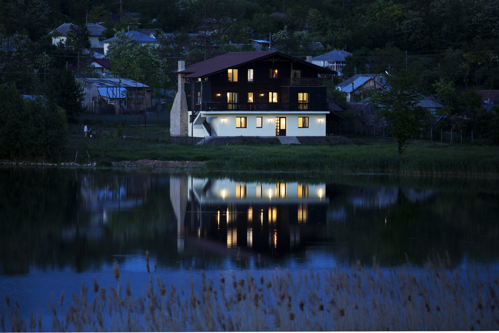 Tataraseni Villa